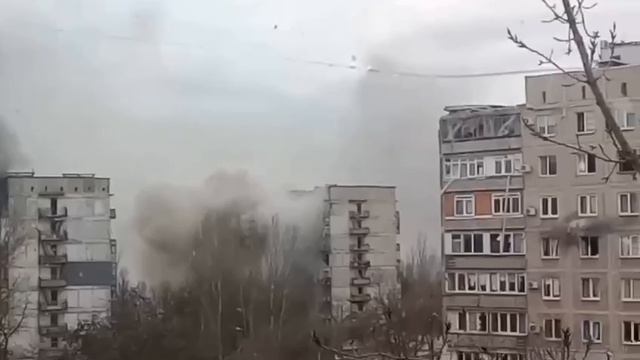 Стрельба в Мариуполе смотреть онлайн