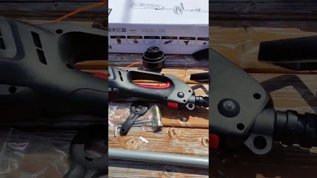 Электрический триммер REDVERG Basic EB-1100 6627176 собирается к великой битве с сорняком! смотреть онлайн