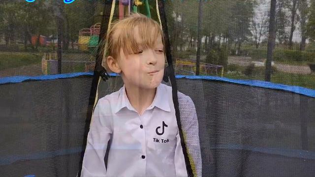 Учат правилам меня мои родители всегда! смотреть онлайн