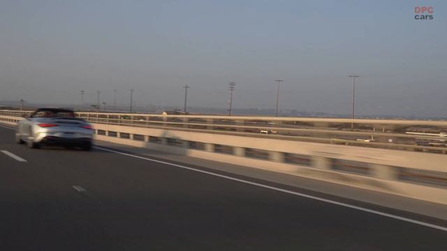 Mercedes AMG SL63 vs Porsche 911 Turbo S Cabriolet смотреть онлайн