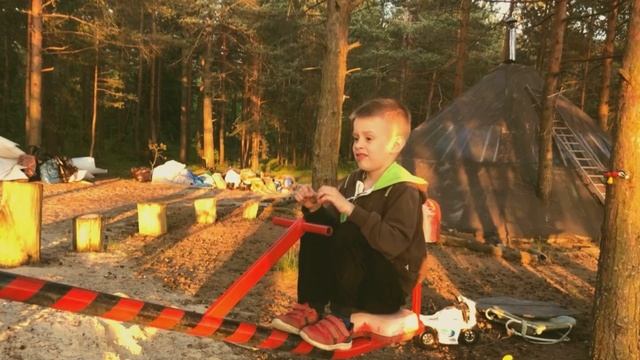 Велопрогулка в тёплый июньский день к заливу. смотреть онлайн