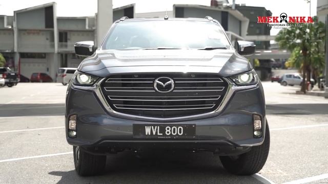 MAZDA BT-50. ISUZU D-MAX YANG TERSAKITI смотреть онлайн