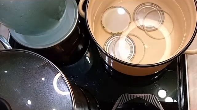 Стерилизация банок ~ЗАГОТОВКИ НА ЗИМУ~ смотреть онлайн