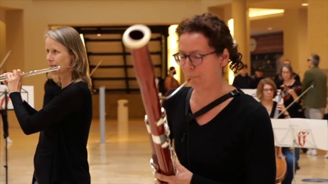 Bolero: Orchesterflashmob Saarländisches Staatsorchester смотреть онлайн