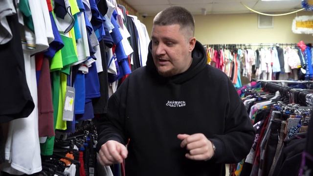 Где найти бренды в подарок для близких по приятным ценам? Мы узнали смотреть онлайн