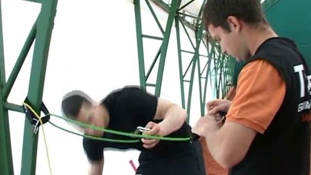 VEŽBE ZA TENISERE sa ekspanderima by Milutin Duh trener смотреть онлайн