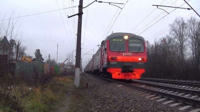 Электропоезд ЭД4М-0213 сообщением Сергиев Посад - Москва