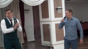 Смешной конкурс для юбилея: "Повтори песню"