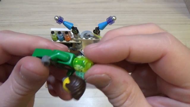 Конструктор LEGO Hidden Side - ЛАБОРАТОРИЯ ПРИЗРАКОВ (70418) смотреть онлайн