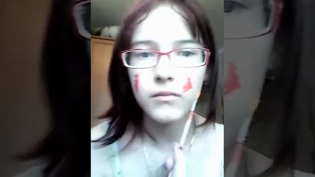Крашу лицо акварелью