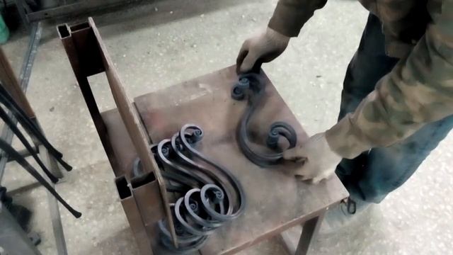 вешалка смотреть онлайн