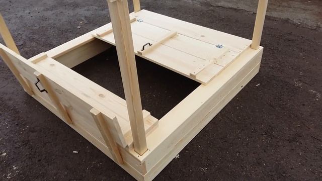 Песочница с крышей своими руками, sandbox of wood with your own hands смотреть онлайн