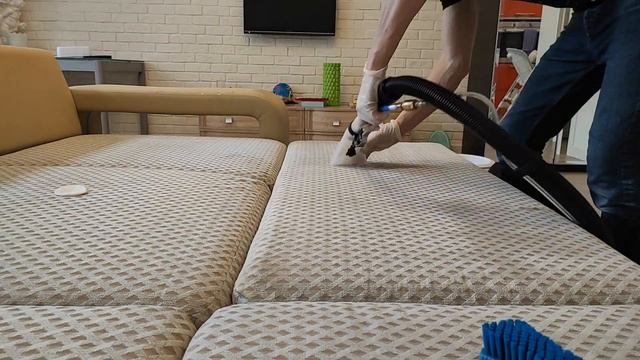 Химчистка мебели. Шенилл, пятновыведение, удаление запаха. смотреть онлайн