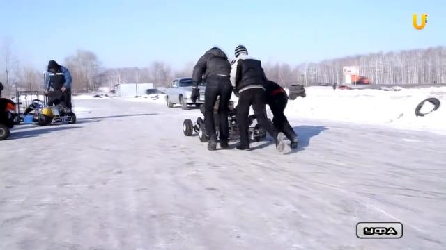 U-News. Зимний картинг. Спортсмены померились скоростями. смотреть онлайн