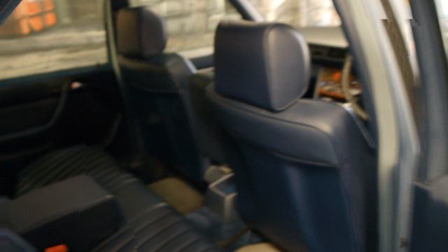 1986 Mercedes Benz 300E W124 sedan смотреть онлайн