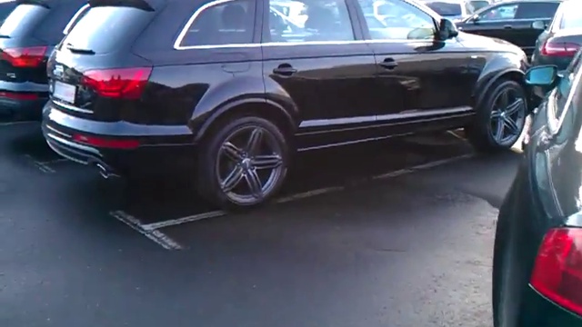 Еще 1 видео с автомобильного рынка Германии смотреть онлайн