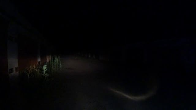 РАЗНИЦА МЕЖДУ РЕФЛЕКТОРОМ С КОЛПАЧКОМ ПЕРЕД ЛАМПОЙ И БЕЗ // ЧТО СВЕТИТ ЛУЧШЕ ? смотреть онлайн