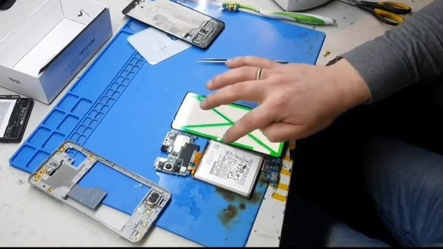Ремонт Samsung Galxy A51 (A515). Замена стекла Samsung A51