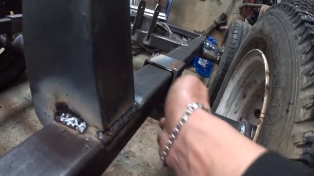 Гусеничный минитрактор из Оки! Часть 2..mp4 смотреть онлайн