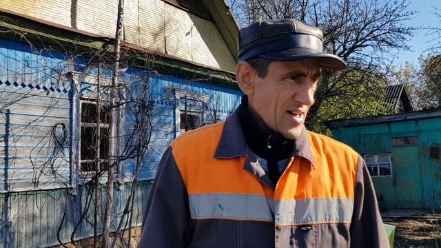 Осеннья пахота возле дома.Тут справится только мотоблок или конь. смотреть онлайн