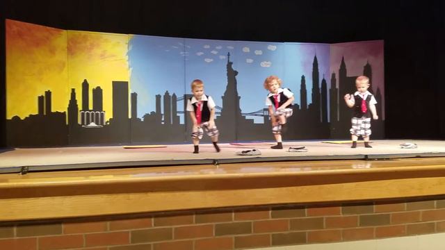 "King of New York " performed by the Mini Cab Drivers" смотреть онлайн