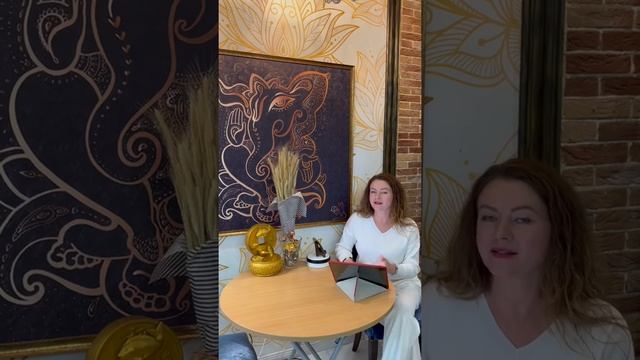 Елизавета 2 - Разбор карты королевы Великобритании. Показатели к уходу из жизни смотреть онлайн