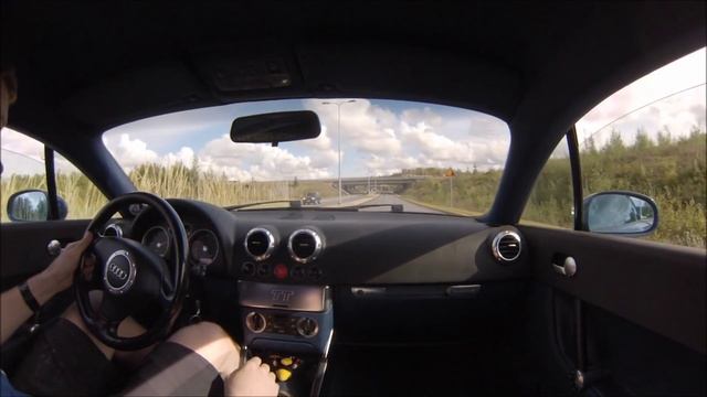 Audi TT quattro 1.8T 8N 0-100 K04 Hybrid + E85 (5.2s) смотреть онлайн