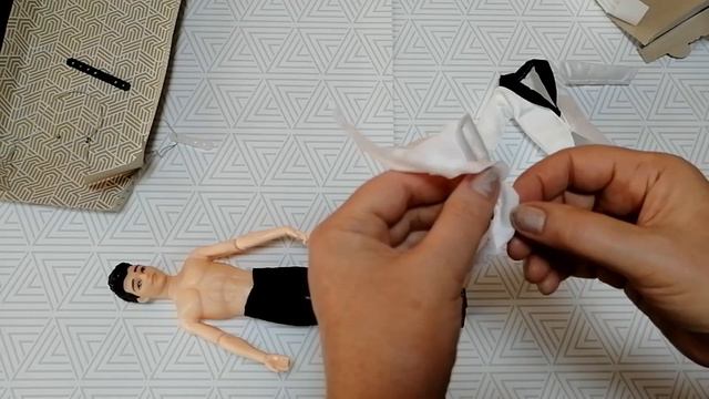 Переплатила за куклу из-за одежды! Распаковка и обзор на куклу Джентльмен. смотреть онлайн