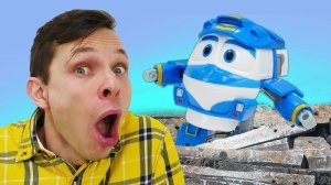 Роботы Поезда тушат пожар! Новое видео про игры в игрушки для мальчиков