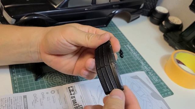 타미야 TT-01E Mercedes-Benz 190E Evo2 바디도색 및 LED 사운드 멀펑 장착하기 смотреть онлайн