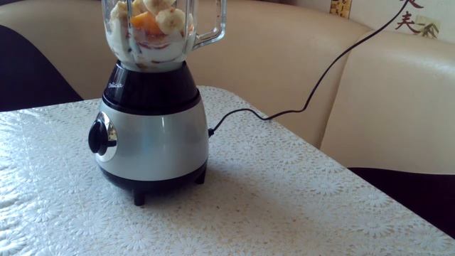ФРУКТОВЫЙ СМУЗИ С БАНАНАМИ И ПЕРСИКАМИ. ДЛЯ ПОХУДЕНИЯ!!/ FRUIT SMOOTHIES WITH BANANAS смотреть онлайн
