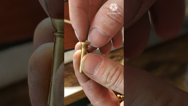 Порожек для акустической гитары. И немного о свойствах материалов; кость, бронза, медь. смотреть онлайн