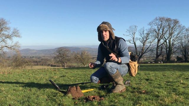Fantastic Metal Detecting in Beautiful North Wales with the XP Deus LITE смотреть онлайн