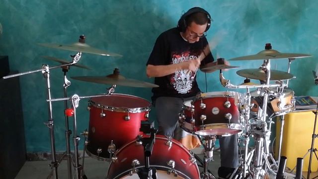 AC/DC - Back In Black (Drum Cover) смотреть онлайн