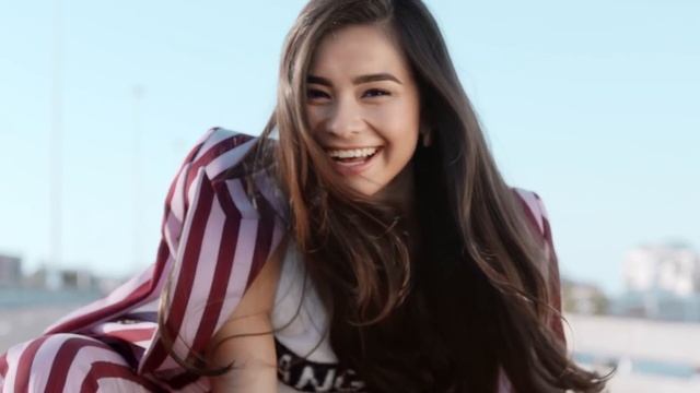 Gliss Kur Supreme Length linia dedykowana dla włosów długich. Nie obcinaj, postaw na regenerację! смотреть онлайн