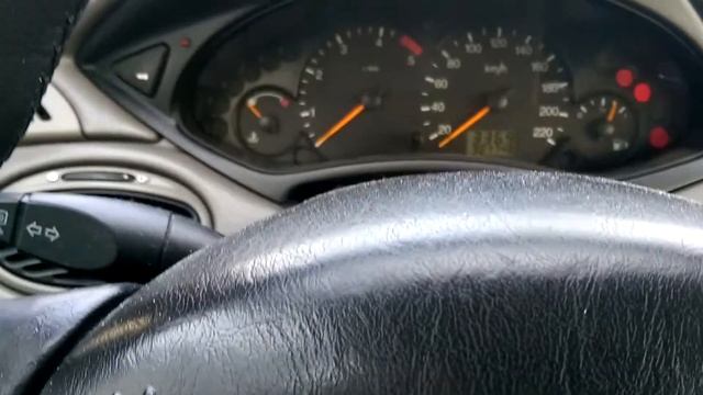 Ford Focus 1.8TDDI Cold Start -7°C смотреть онлайн