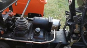 Куда, сколько и какое масло заливать в мини трактор Синтай и Уралец