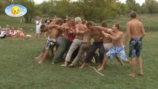 МОЛОДЕЦКИЕ ЗАБАВЫ "СТЕНКА НА СТЕНКУ" смотреть онлайн