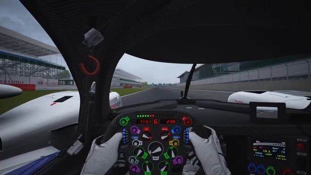 Assetto Corsa (PS4) Toyota TS040-HYBRID - Silverstone GP смотреть онлайн