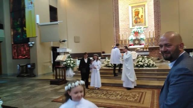 В Польші, свято першої комунії у дітей. Свято з родиною ❤️?.