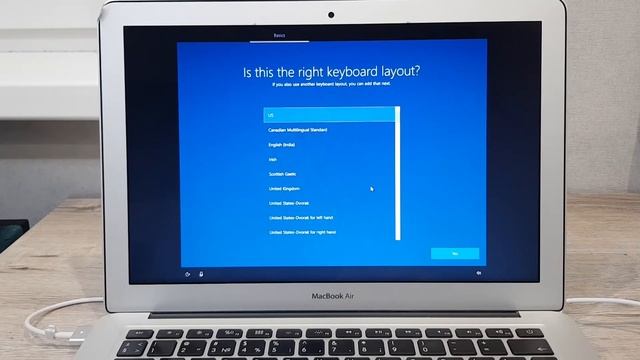 УСТАНОВКА WINDOWS 10 на Macbook - ПРОСТО! / How to install windows 10 to Macbook смотреть онлайн