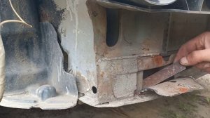 Щелчки в подвески Лада Калина