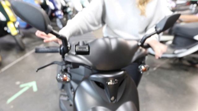 Genuine Roughhouse 50 Scooter Walkthrough
