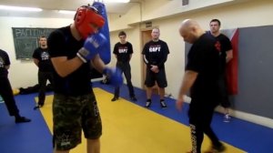 Керамбит в уличной драке - ПАНАНТУКАН ( RAPT and Laraw Kali ) А. Плаксин