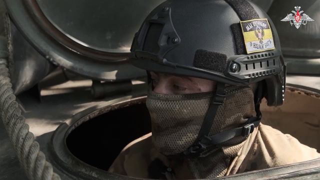 💬 Оператор зенитного ракетного комплекса «Стрела-10» с позывным «Родя» рассказал, в чем заключается смотреть онлайн