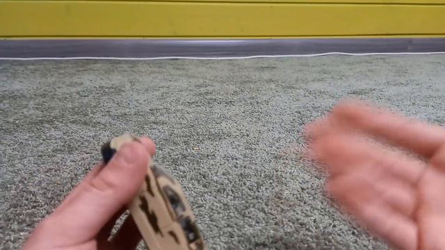 Машинка (не знаю какая марка :). Масштаб 1/50. От AUTOTIME ! смотреть онлайн