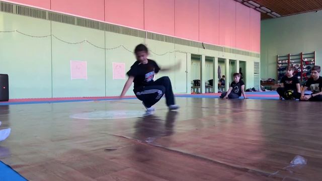 ￼ Субботняя заруба | Милена vs Степ смотреть онлайн