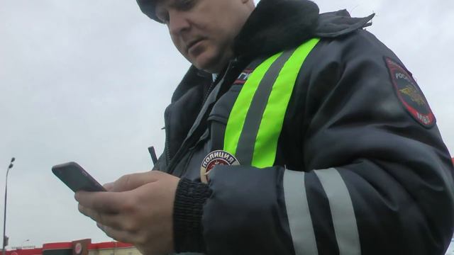 Груднев Д.А. принял обращение. ГИБДД ЮАО. 77-5236 . 26.03.2018 Варшавское ш. смотреть онлайн