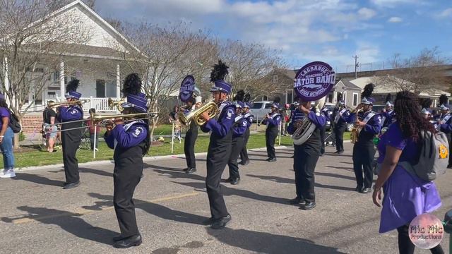 LaGrange High School | "Krewe of Galatea" Mardi Gras Parade 2023 | Morgan City, Louisiana смотреть онлайн