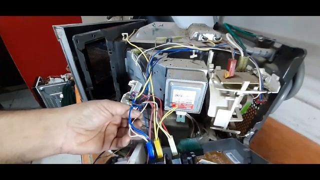 Diagrama electrico de microondas LG ( 3 relay y 3 swits y uno de esos es de 3 pines) koky смотреть онлайн